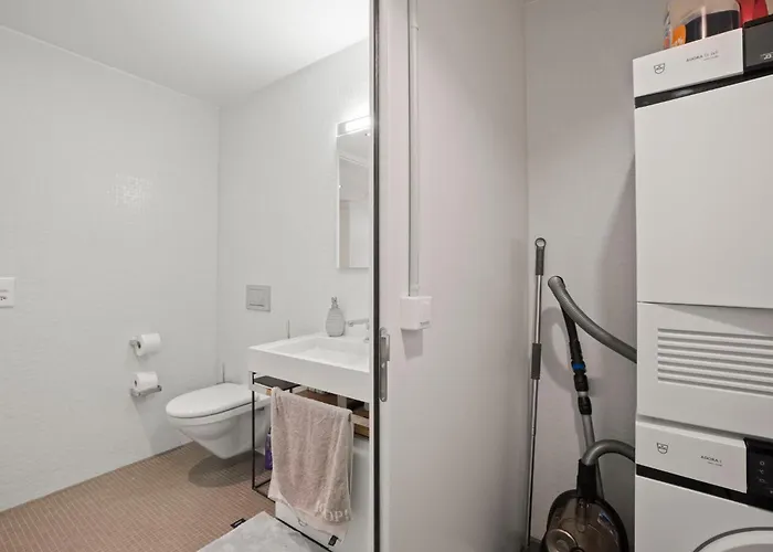 Exclusive Spacious Apt. With Garden In Διαμέρισμα *