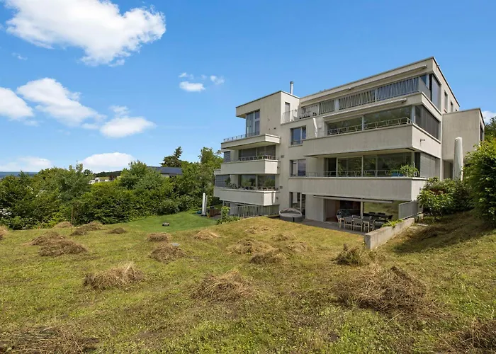 Appartement Exclusive Spacious Apt. With Garden In Zürich