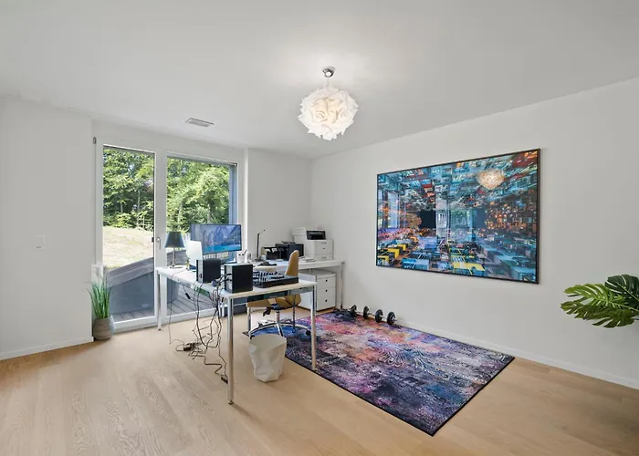 Exclusive Spacious Apt. With Garden In * Zürich