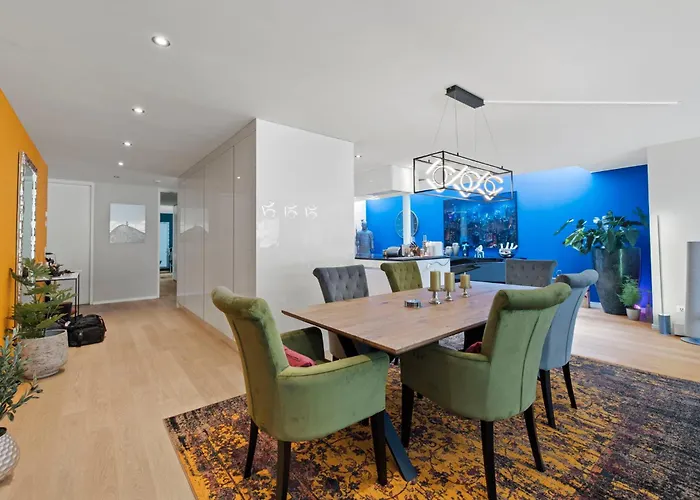 Lägenhet Exclusive Spacious Apt. With Garden In *