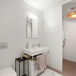 Exclusive Spacious Apt. With Garden In Apartment *